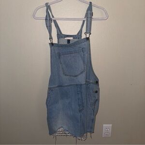 Universal Thread short denim distressed overalls
